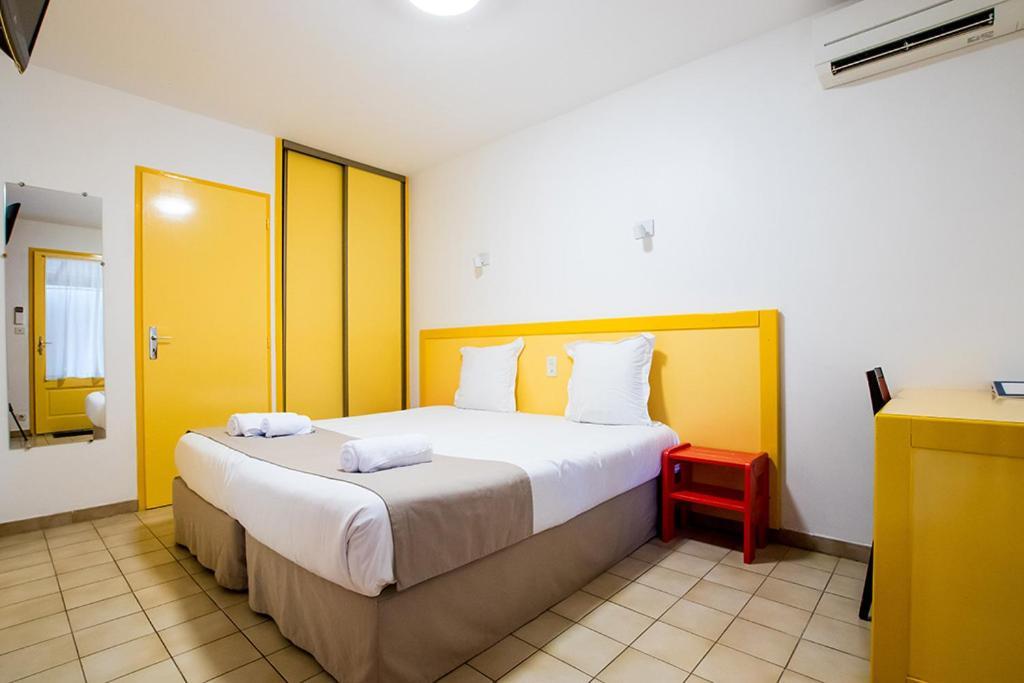 Hotel Du Cros D'Auzon Saint-Maurice-dʼArdèche Eksteriør bilde